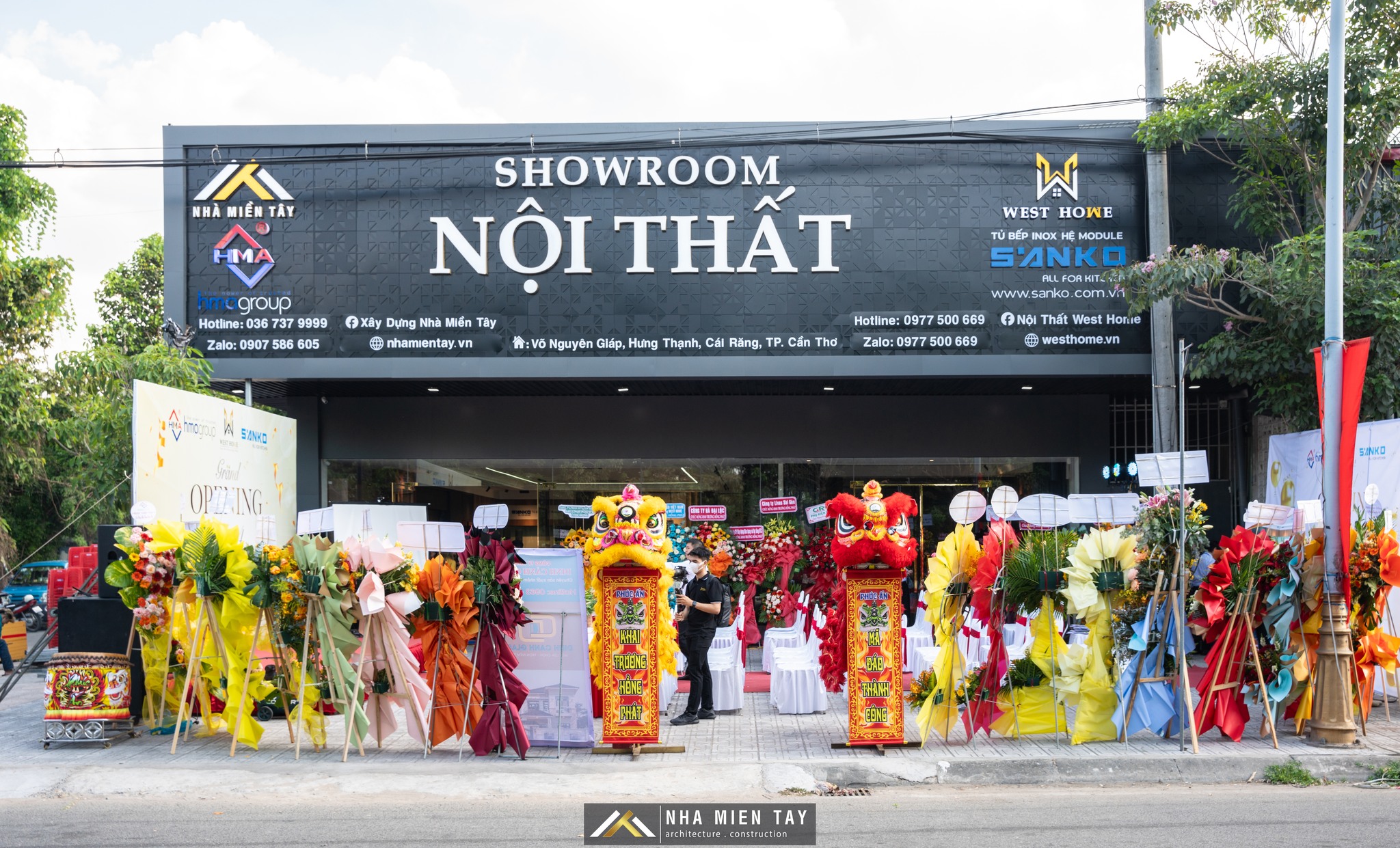 Khai trương showroom Nhà Miền Tây 